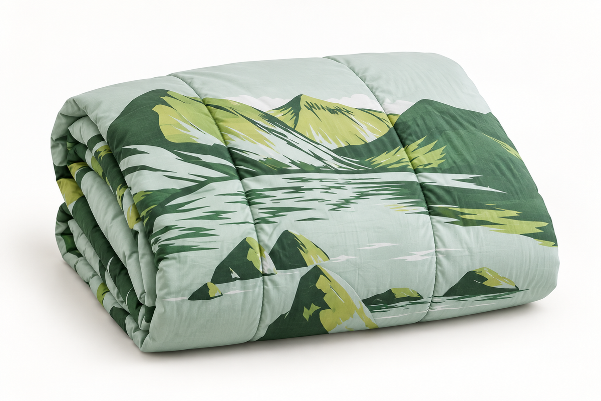 Below Zero 2-in-1 Wearable Outdoor Blanket - Green, 137 x 193 cm product photo 1