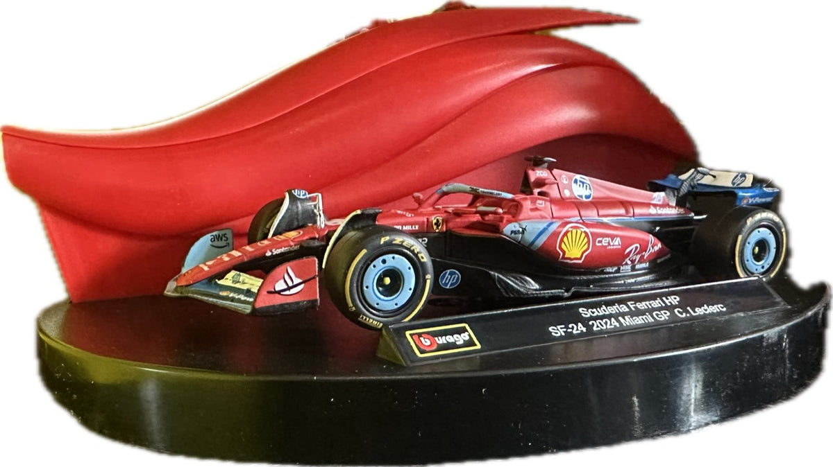 Bburago 1:43 Ferrari Formula Racing Paddock product photo 6