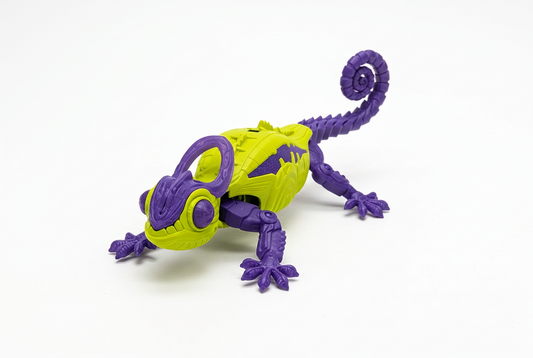 JE3 Pods Chameleon action figure hero image