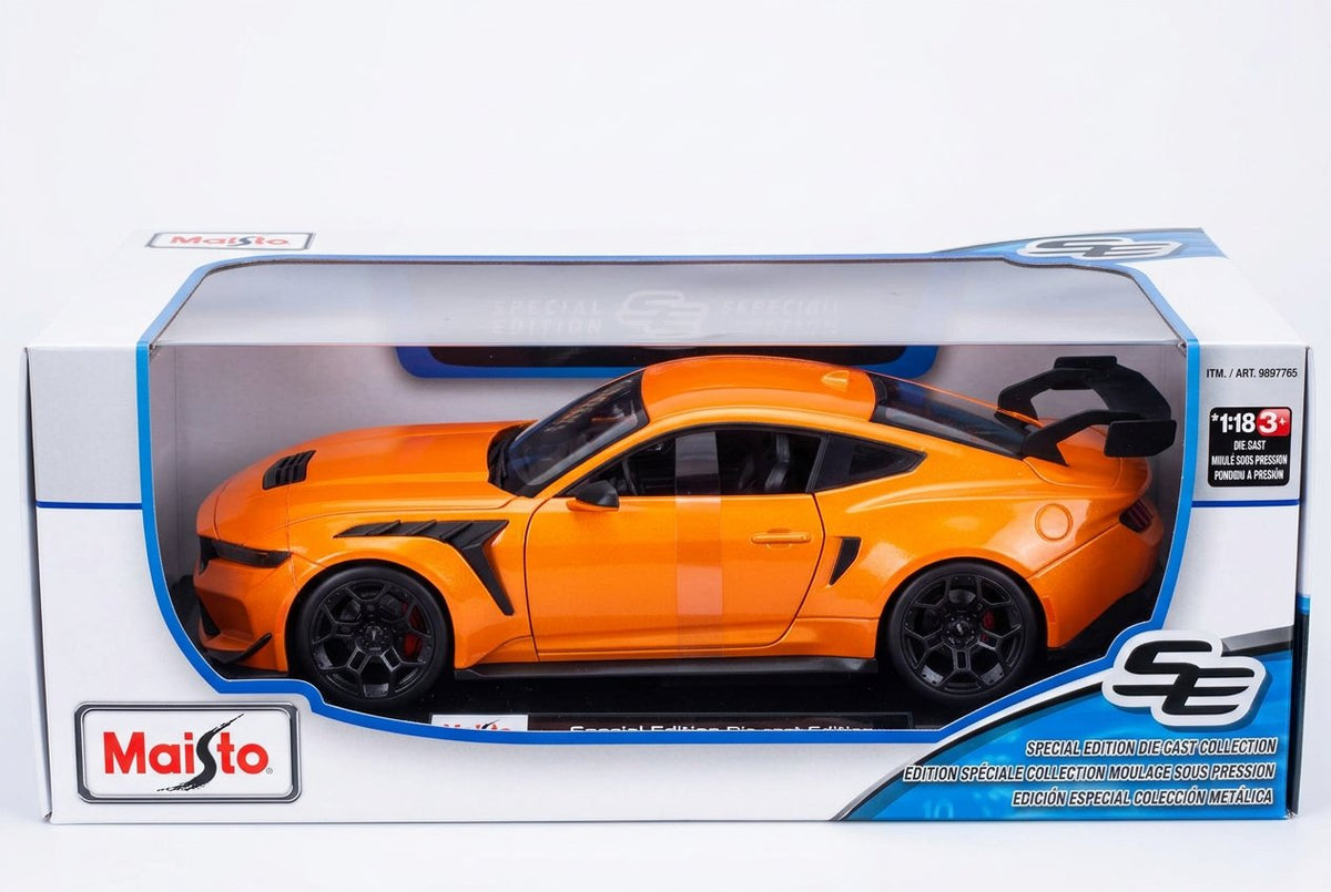 Maisto 2025 Ford Mustang GTD 1:18 Scale Die-Cast Model product photo 2