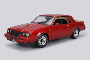 Metallic red Maisto 1987 Buick Grand National 1:18 die-cast model car with chrome wheels