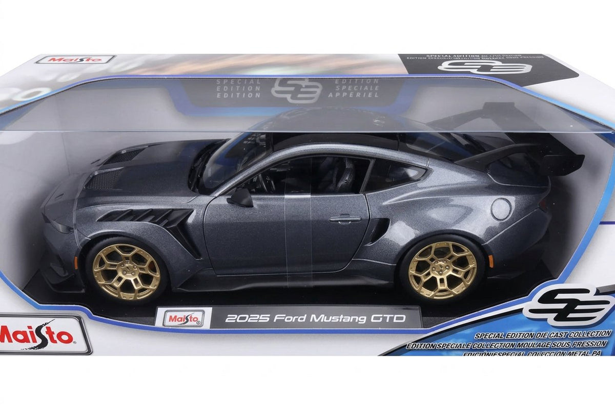 Side view of the grey Mustang GTD 1:18 model with its rear wing