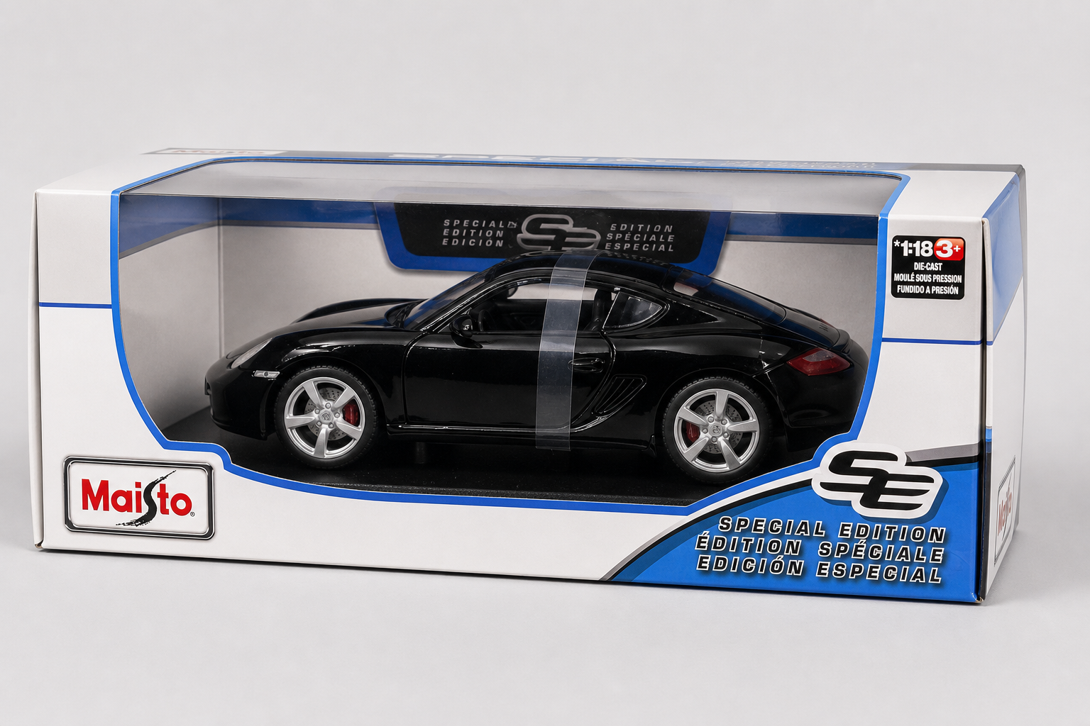 Maisto Special Edition 1:18 black die-cast toy car in display box