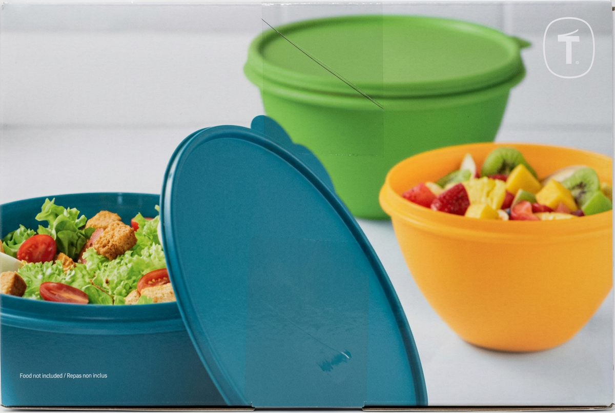 Tupperware Wonderlier bowls and lids shown on package